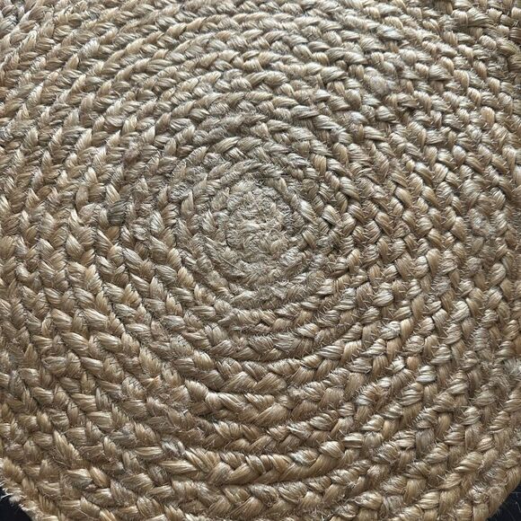 Pier 1 Round Braided Natural Material (4) Placemats - Picture 2 of 4